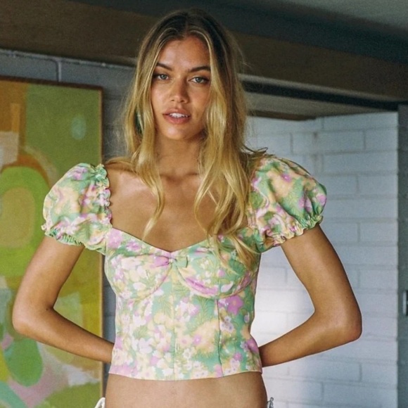 With Jéan Coupe Top in Honeysuckle - Picture 1 of 6